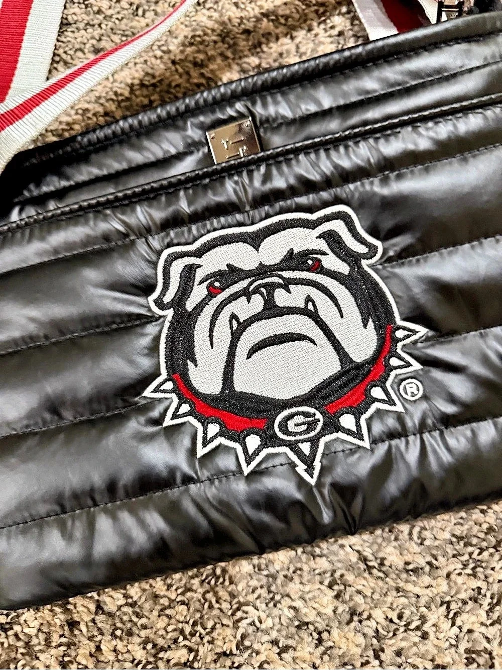 ThinkRoyln Black & Red Bulldog Crossbody Bag Like New